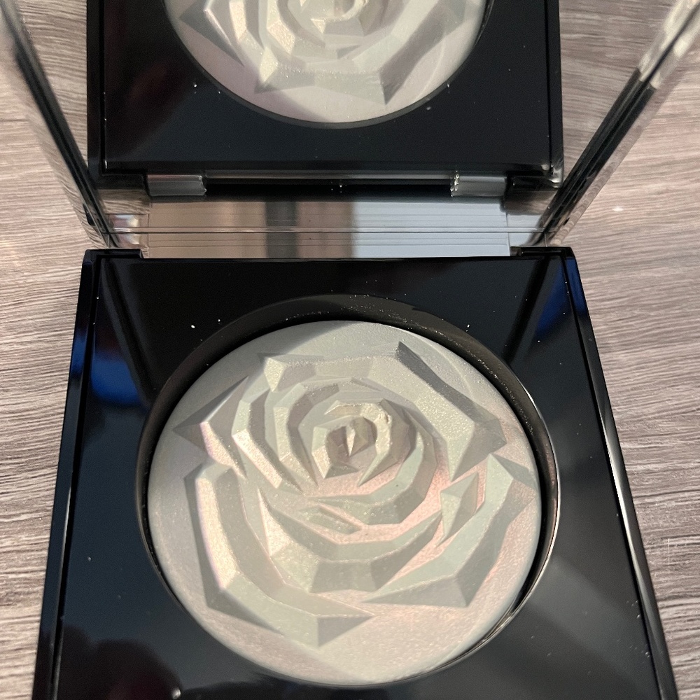 LANCOME La Rose Highlighter in Crystal Holographic *LE*